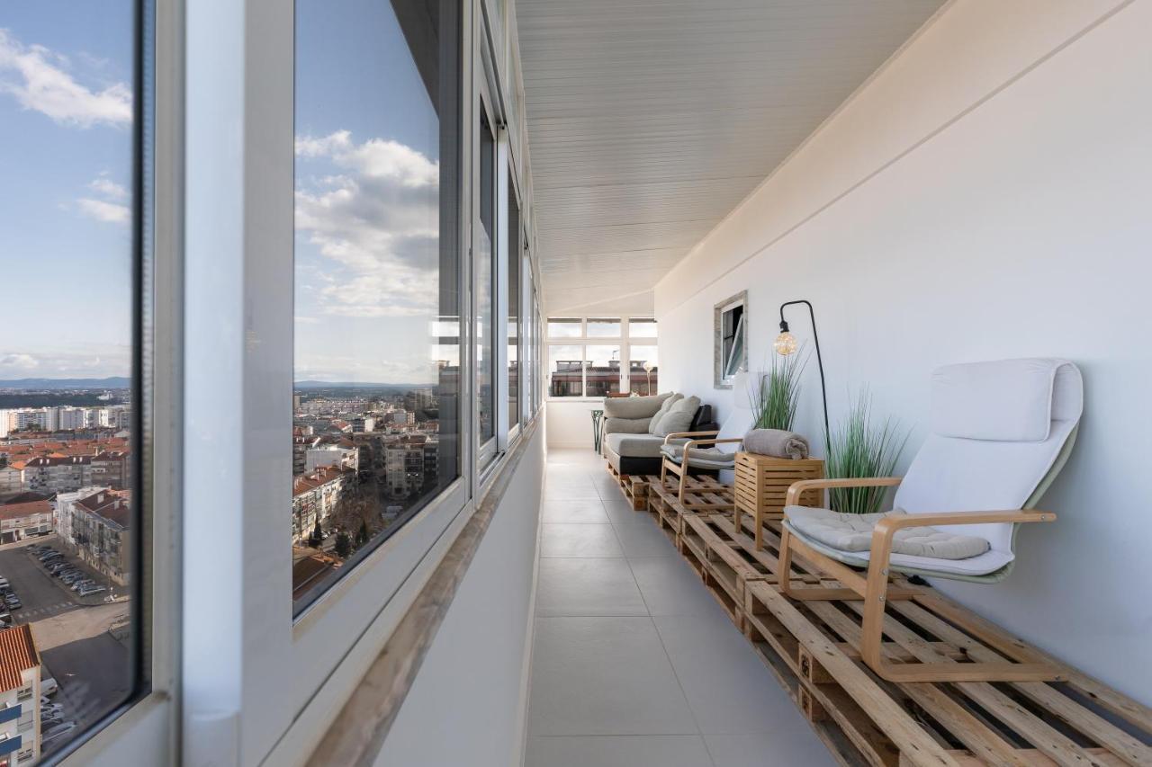 Cristo Rei Apartment - Great views&Free Parking Almada Esterno foto